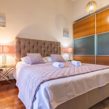 Holiday Home K&P PUY 외부 사진