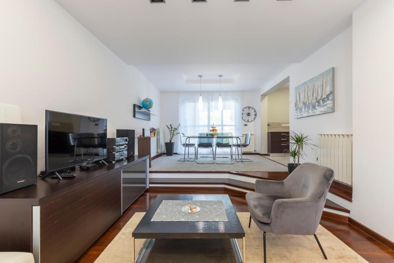 Holiday Home K&P PUY 외부 사진