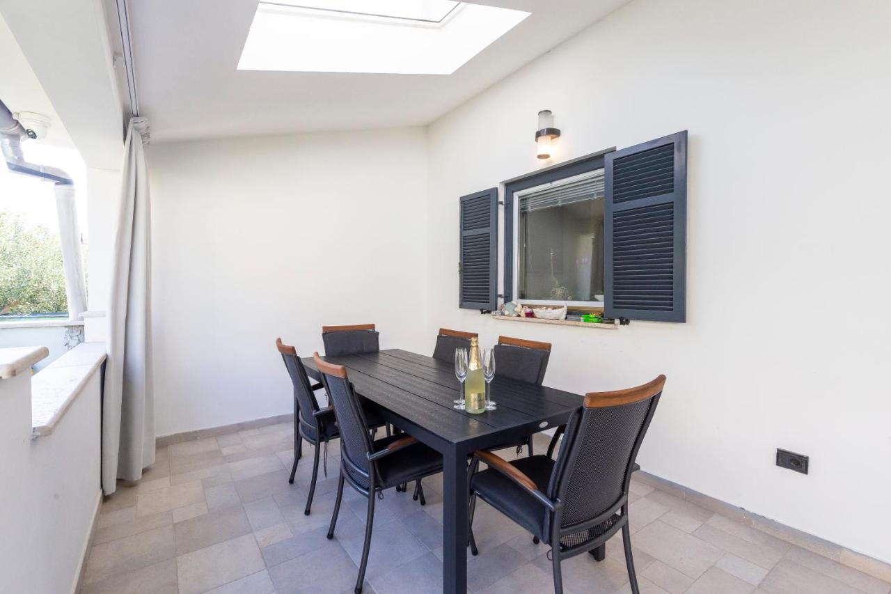 Holiday Home K&P PUY 외부 사진